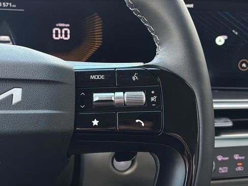 New 2026 Kia Sorento EX w/ EX Premium Package FWD image 16