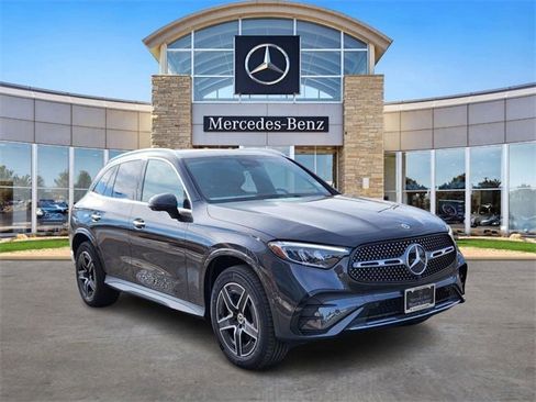 Certified 2025 Mercedes-Benz GLC 300 4MATIC image 4