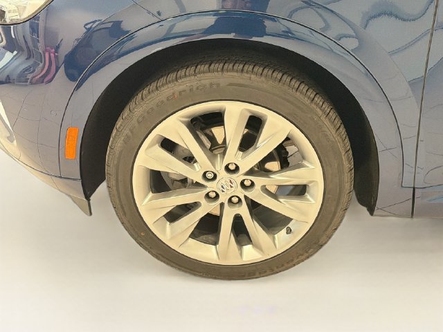 Used 2023 Buick Envision Avenir AWD/4WD image 27