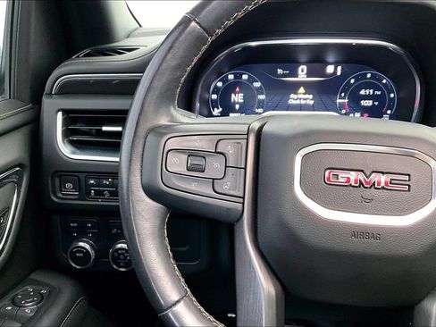 Used 2023 GMC Yukon AT4 AWD/4WD image 24