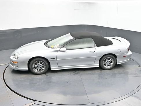 Used 2002 Chevrolet Camaro Z28 w/ Sport Appearance Pkg RWD image 36