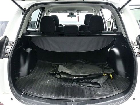 Used 2018 Toyota RAV4 LE image 13