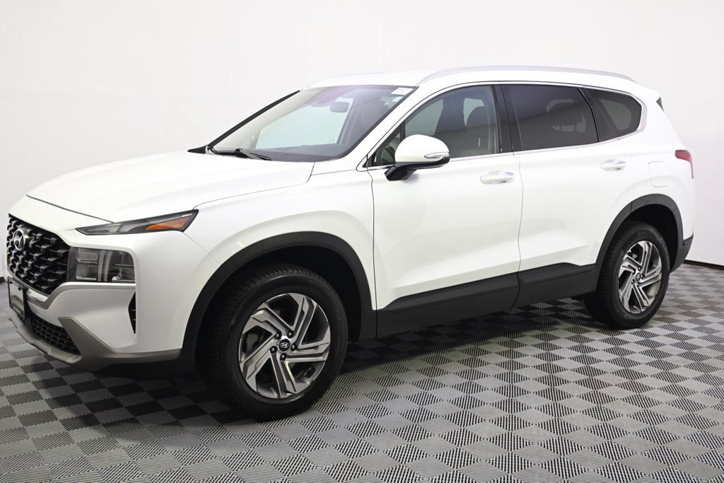 Used 2023 Hyundai Santa Fe SEL w/ Cargo Package AWD/4WD image 2