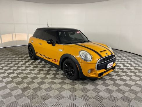 Used 2015 MINI Cooper S FWD image 16