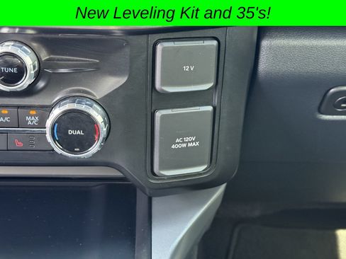 Used 2025 Ford F250 Lariat w/ Black Appearance Package AWD/4WD image 31