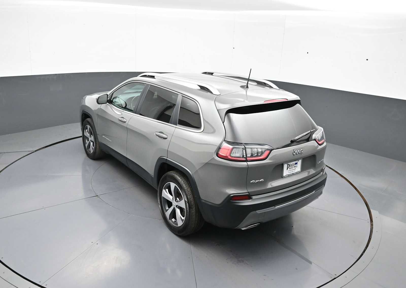 Used 2020 Jeep Cherokee Limited AWD/4WD image 40
