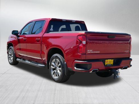 Used 2021 Chevrolet Silverado 1500 RST AWD/4WD image 5