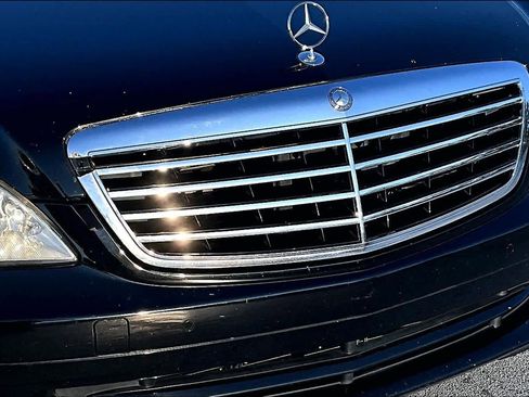 Used 2009 Mercedes-Benz S 550 5.5L V8 image 26