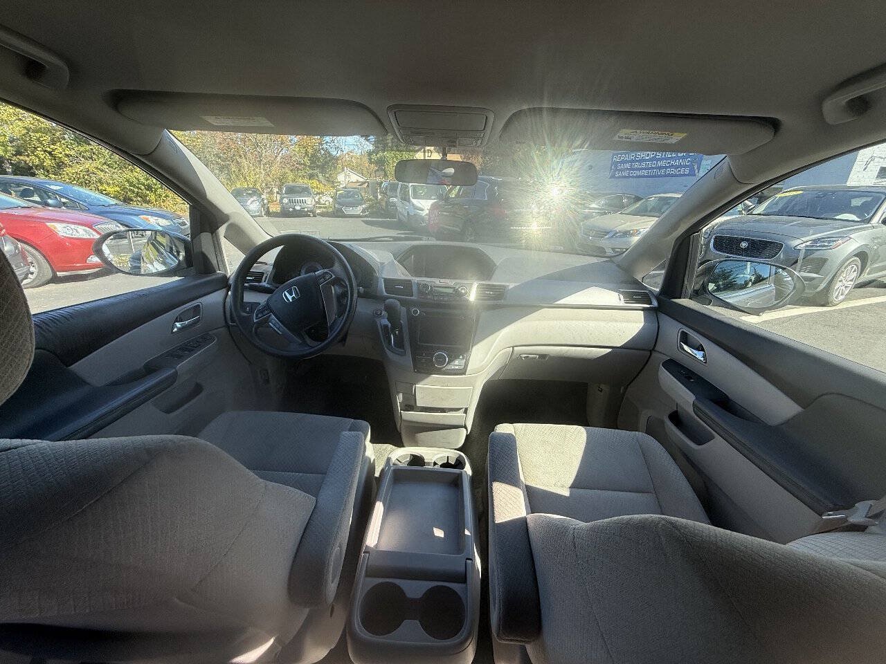 Used 2016 Honda Odyssey EX image 15