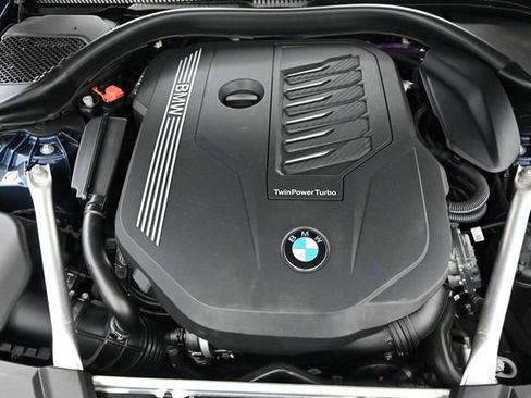 Used 2023 BMW 540i w/ M Sport Package RWD image 20