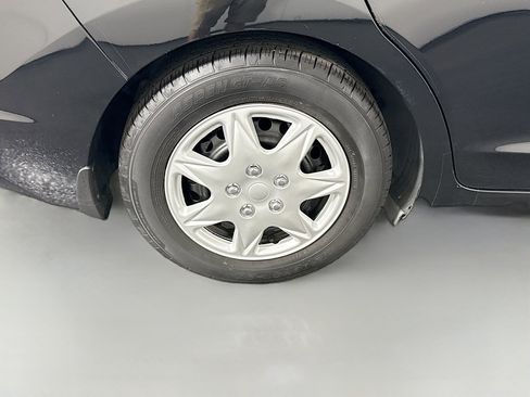 Used 2020 Hyundai Elantra SE image 32