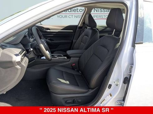 New 2025 Nissan Altima 2.5 SR w/ SR Premium Package FWD image 12