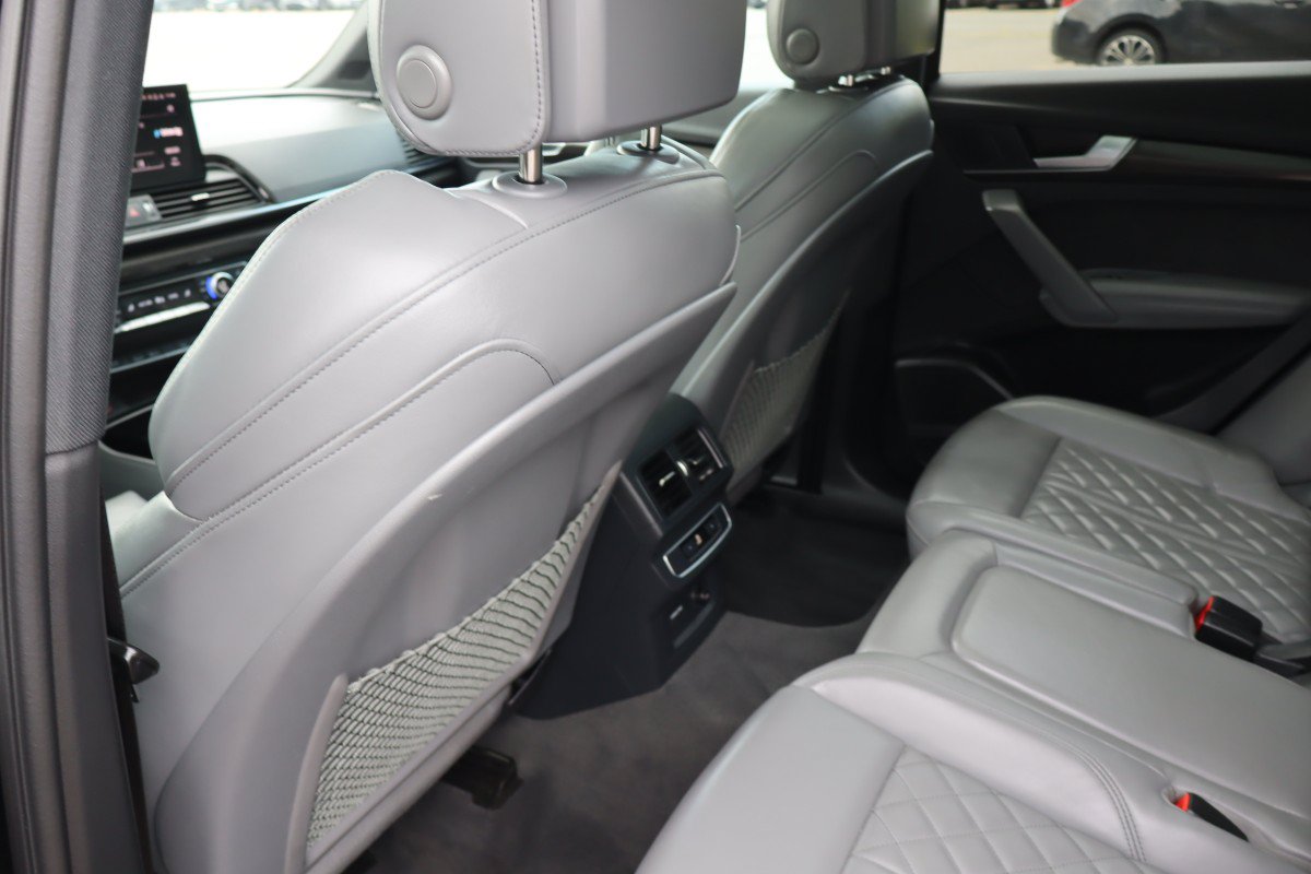 Used 2023 Audi SQ5 Premium Plus w/ Premium Plus Package AWD/4WD image 19