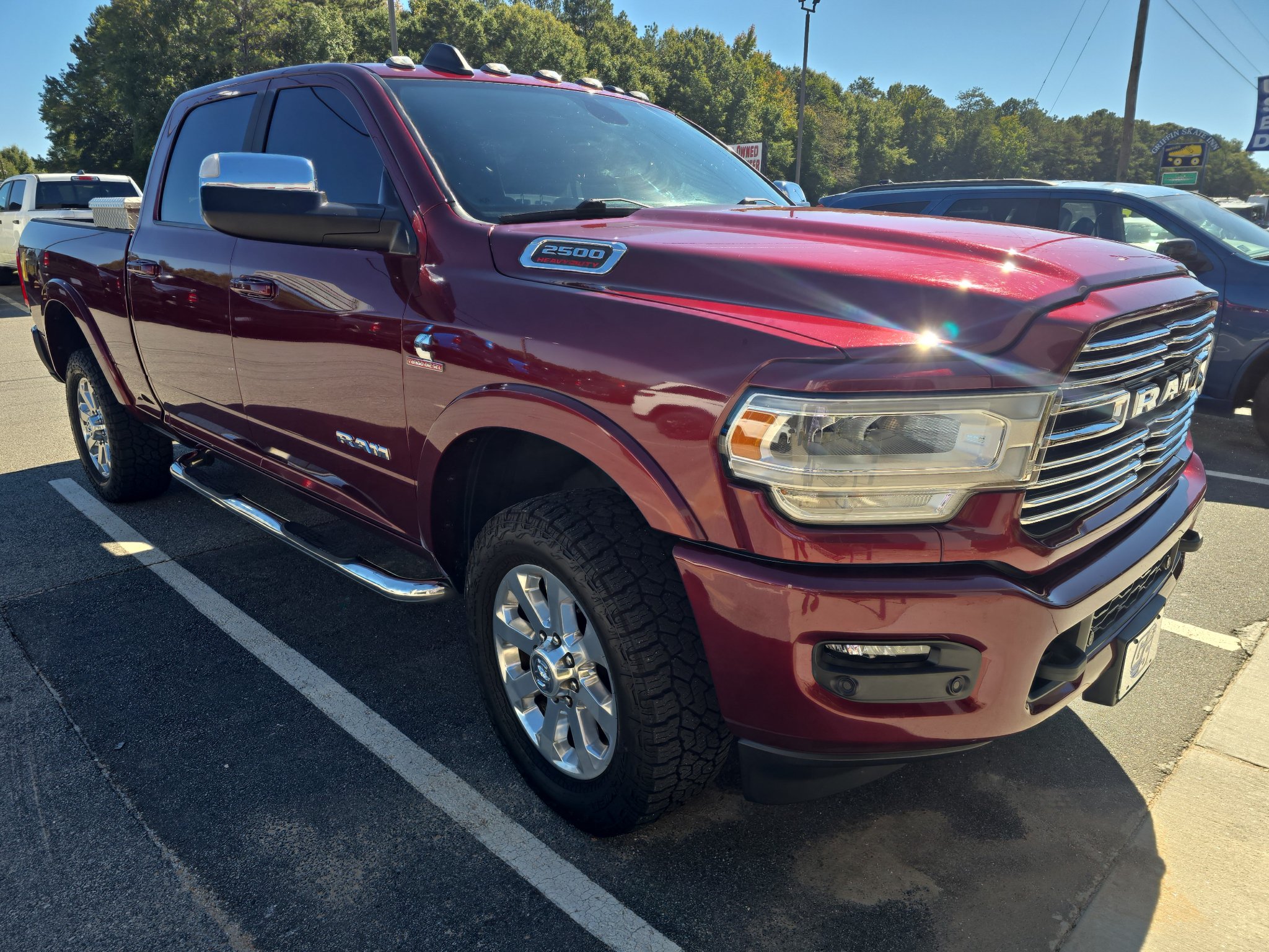 Used 2022 RAM 2500 Laramie AWD/4WD image 1