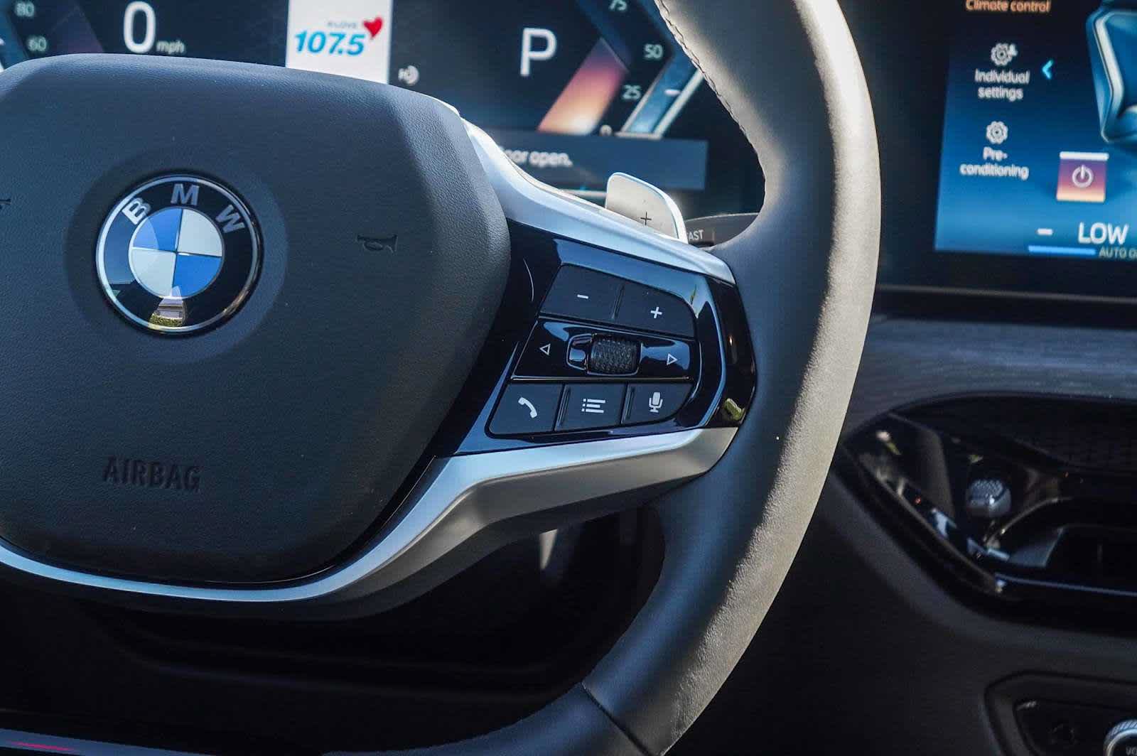 Used 2026 BMW 330i Sedan w/ Convenience Package RWD image 17