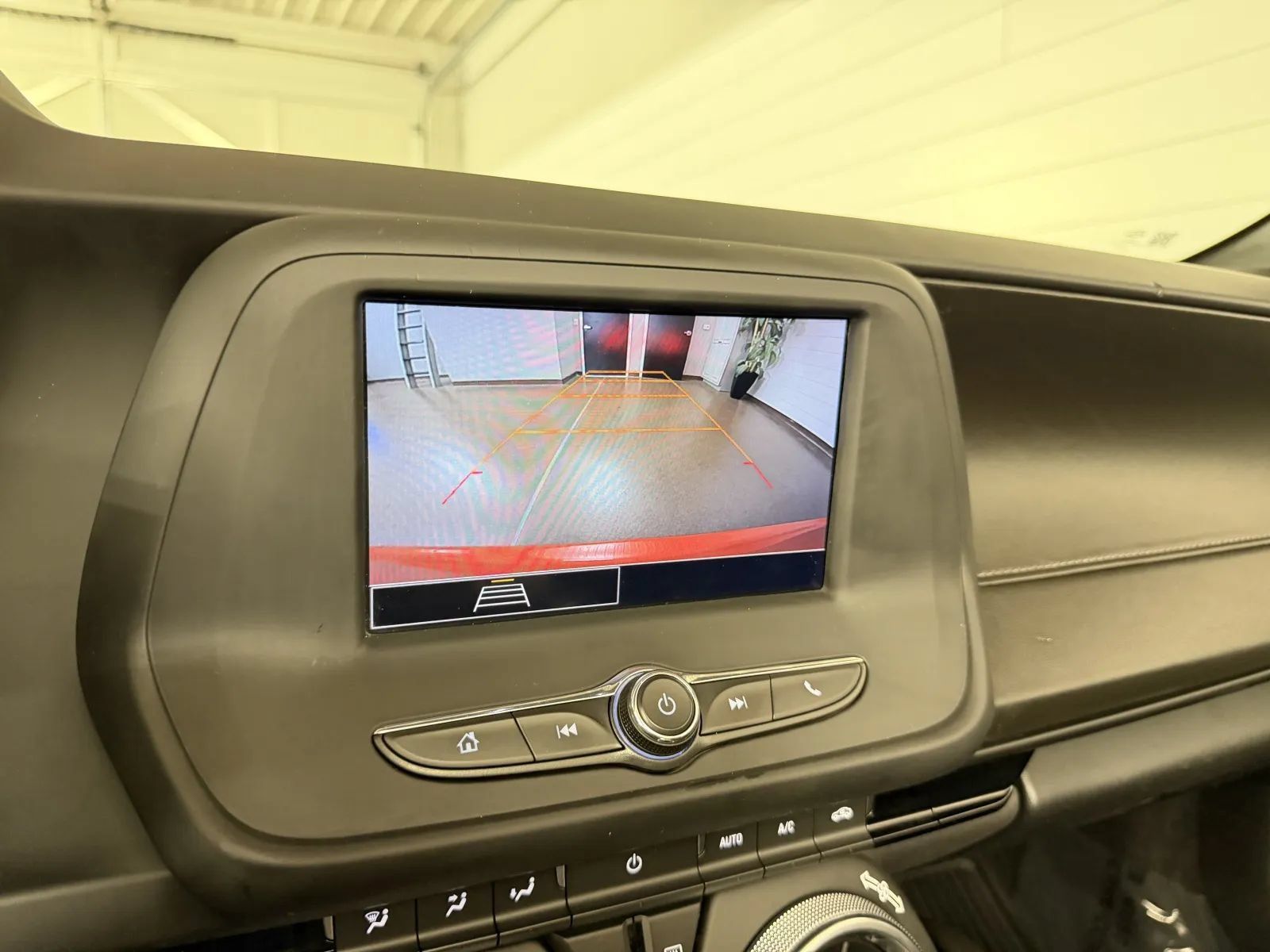 Used 2021 Chevrolet Camaro LT RWD image 20