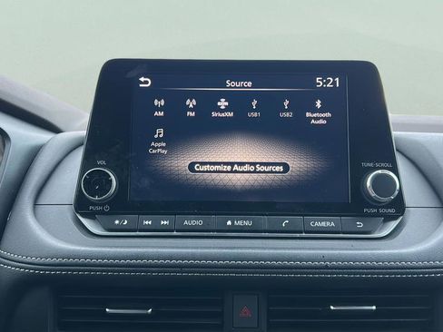 Used 2023 Nissan Rogue SV FWD image 28