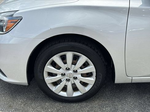 Used 2019 Nissan Sentra S FWD image 10