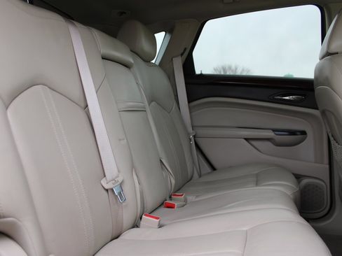 Used 2015 Cadillac SRX Luxury w/ Driver Awareness Package image 26