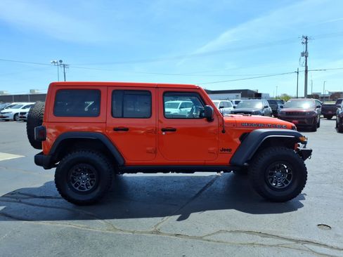Used 2023 Jeep Wrangler Unlimited Sport AWD/4WD image 2