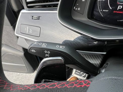 Certified 2024 Audi RS Q8 image 35