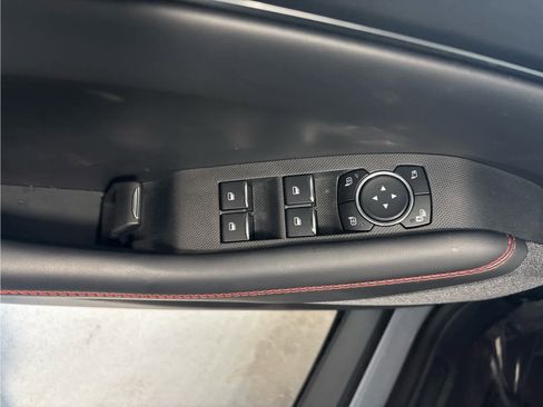 Used 2025 Ford Mustang Mach-E Premium w/ Sport Appearance Package AWD/4WD image 27