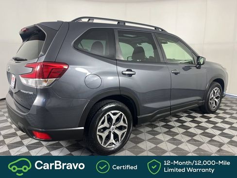 Used 2023 Subaru Forester Premium AWD/4WD image 3