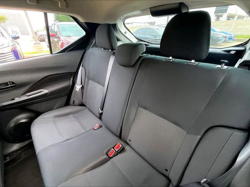 Used 2024 Nissan Kicks S FWD image 18