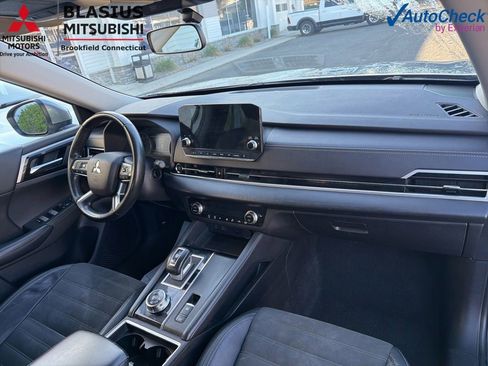 Used 2022 Mitsubishi Outlander SE AWD/4WD image 36