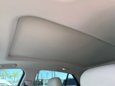 Used 2023 Buick Envision Avenir FWD image 11