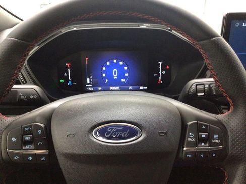 New 2026 Ford Escape ST-Line w/ Tech Pack #1 AWD/4WD image 11