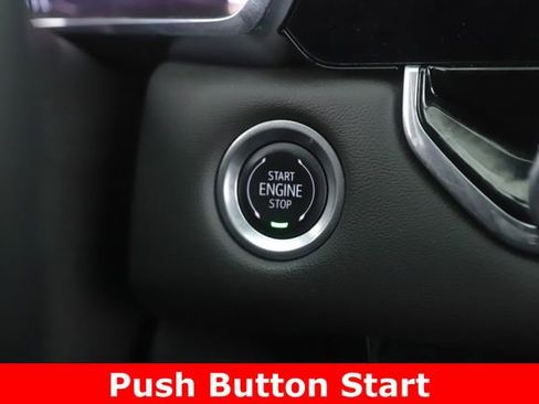 Used 2024 GMC Canyon Elevation w/ Convenience Package image 21