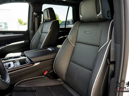 Used 2025 Cadillac Escalade Premium Luxury w/ Touring Package AWD/4WD image 20