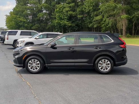 Used 2023 Honda CR-V LX image 5
