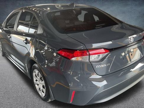 Used 2025 Toyota Corolla LE FWD image 3
