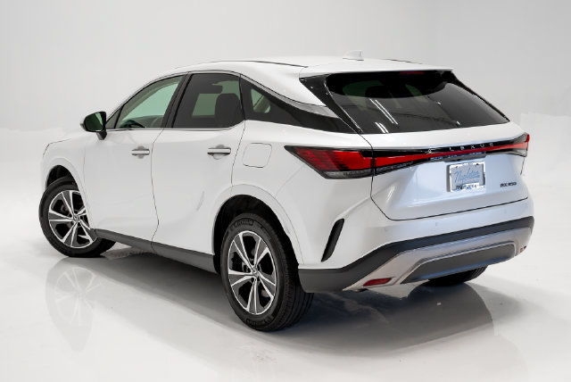 Used 2024 Lexus RX 350 FWD w/ Technology Package image 30