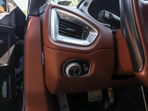 Used 2015 Aston Martin Vanquish Coupe RWD image 49