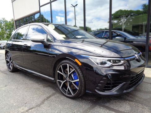 Used 2024 Volkswagen Golf R AWD/4WD image 3