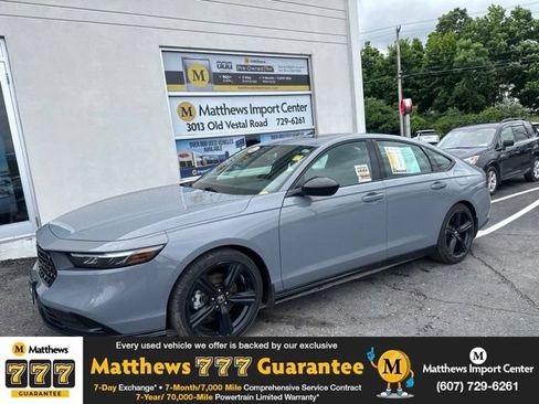 Used 2023 Honda Accord Sport image 1