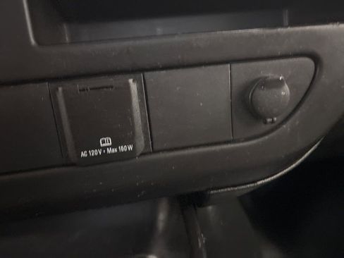 Used 2016 Chevrolet Express 2500 image 18