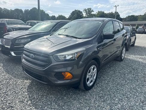Used 2019 Ford Escape S FWD image 1