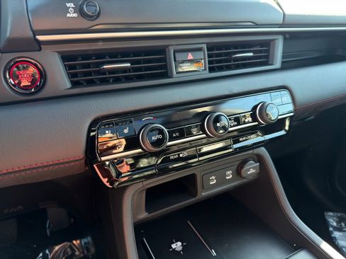 New 2026 Honda Pilot Black Edition image 34