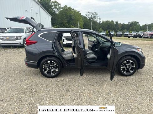 Used 2018 Honda CR-V Touring image 39
