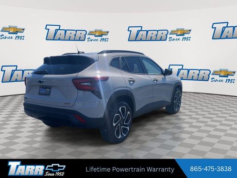 New 2026 Chevrolet Trax RS w/ Sunroof Package FWD image 8