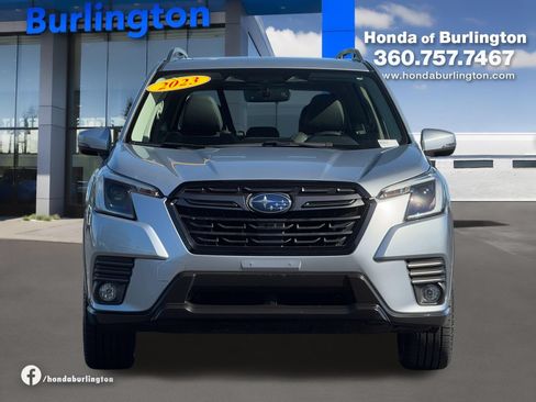 Used 2023 Subaru Forester Limited AWD/4WD image 10