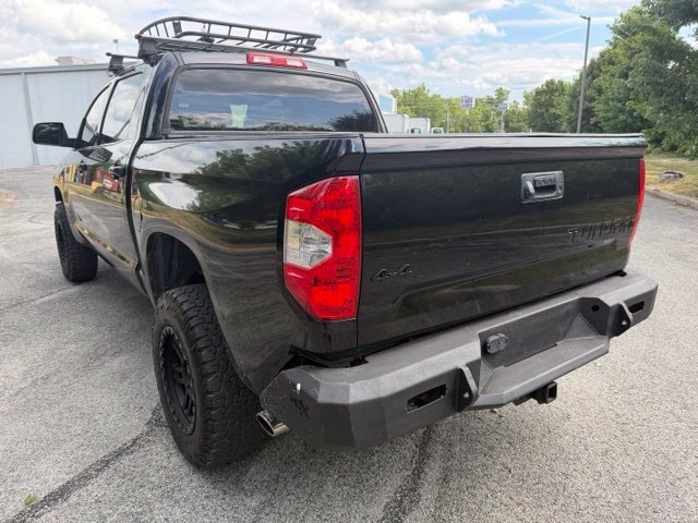 Used 2017 Toyota Tundra 4x4 CrewMax image 6