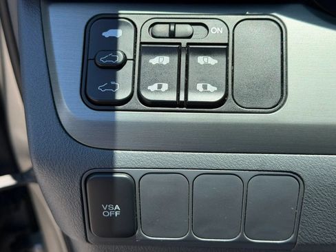 Used 2005 Honda Odyssey EX-L image 19