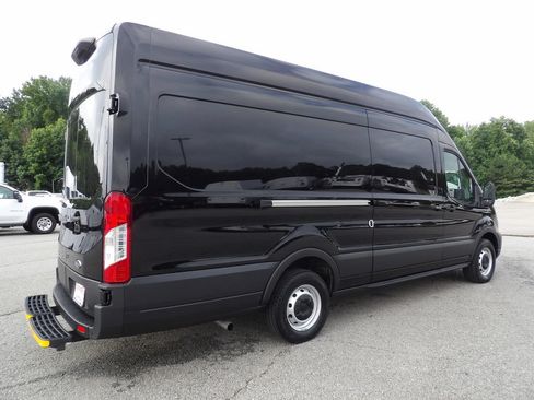 Used 2023 Ford Transit 250 148 High Roof Extended RWD image 8