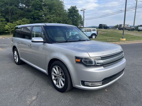 Used 2019 Ford Flex Limited FWD image 6