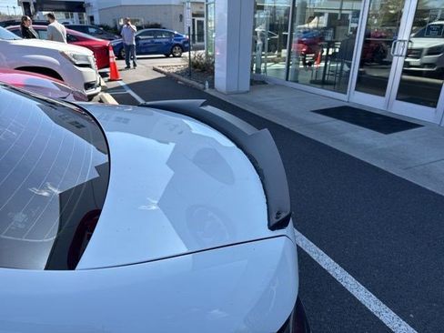 Used 2023 BMW 330i xDrive Sedan w/ Premium Package image 8